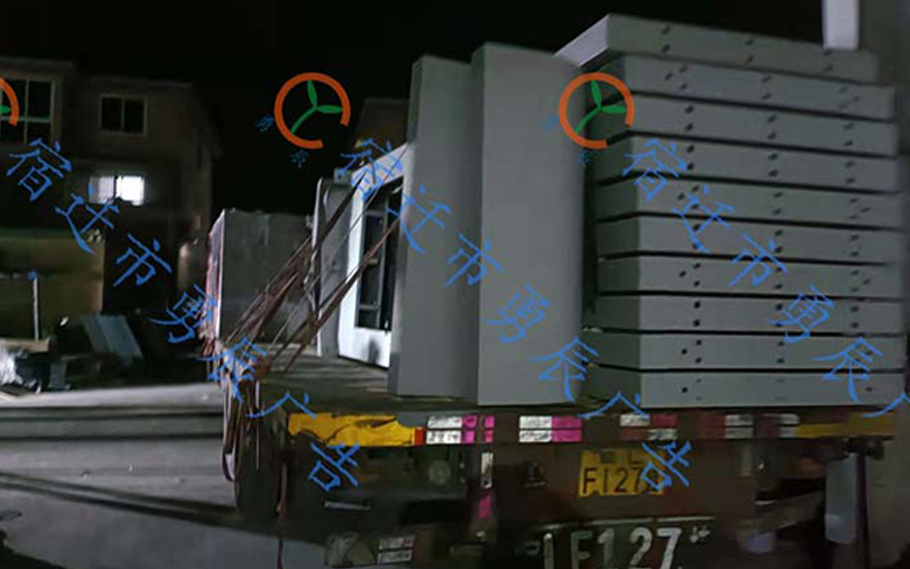 淮南候車亭第四車發(fā)貨